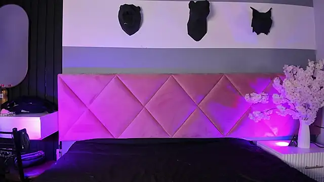 Bella Williiams online show from 15, 11, 2025