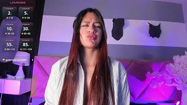 Bella Williiams online show from 12, 11, 2025