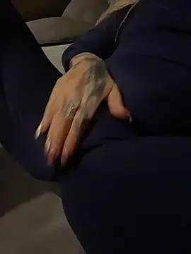 sapphireblu766 online show from 1, 12, 2025