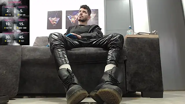 mackdaniels online show from 16, 4, 2026