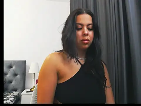 Snapshot of Casiana_ chatting on 13, 10, 2025 Casiana online show from 13, 10, 2025