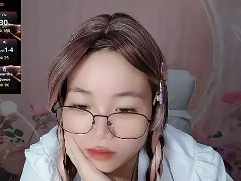 Snapshot of Lele-Baby chatting on 15, 9, 2025 Lele-Baby online show from 15, 9, 2025