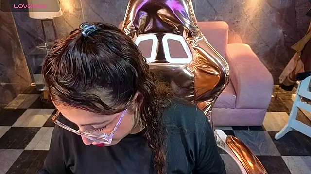  Evoni b online show from 26, 10, 2025