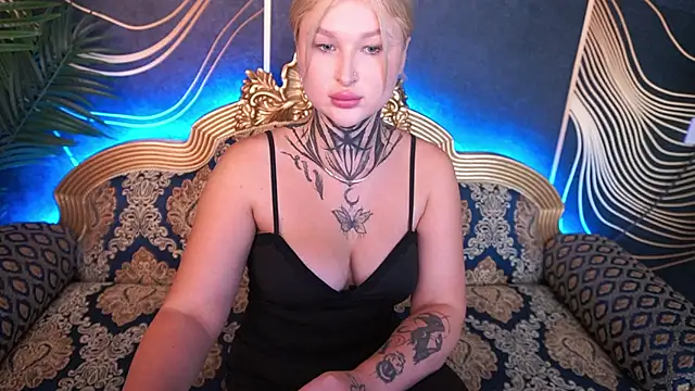 IvyLaurent online show from 23, 9, 2025