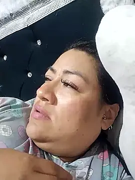 Clunita online show from 9, 1, 2026