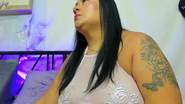 Clunita online show from 7, 1, 2026