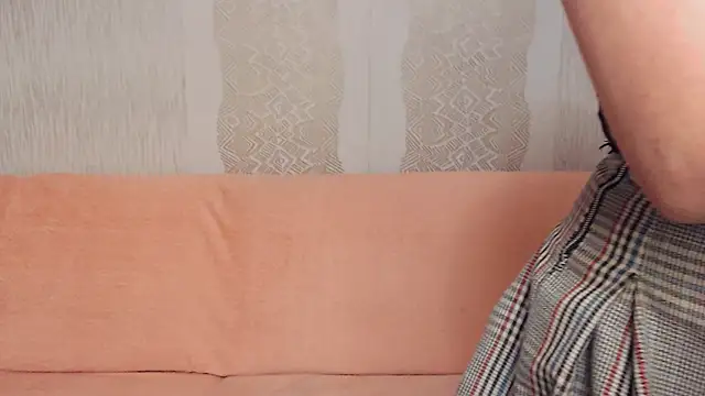 Snapshot of DianaVi chatting on 15, 10, 2025 DianaVi online show from 15, 10, 2025