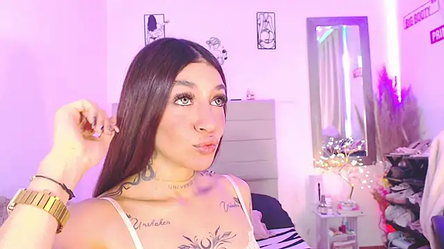 Snapshot of Anna_belly chatting on 18, 5, 2026 Anna belly online show from 18, 5, 2026