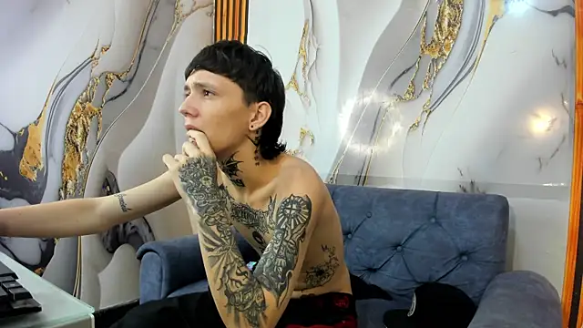 StraightBoy Nick online show from 21, 10, 2025