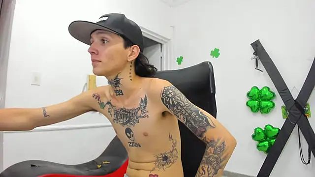 StraightBoy Nick online show from 28, 3, 2026