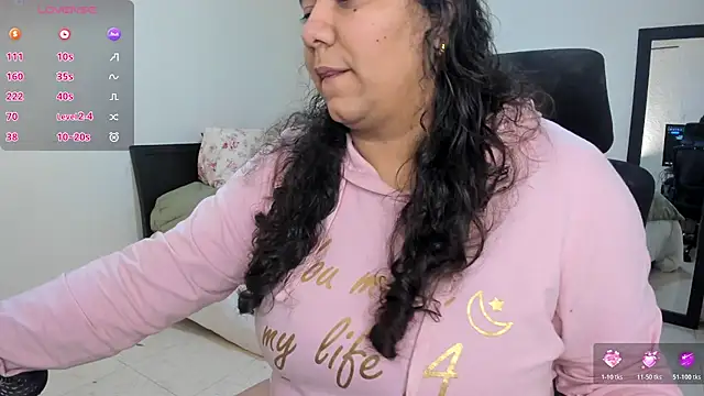MariamCastiblanco online show from 13, 6, 2026