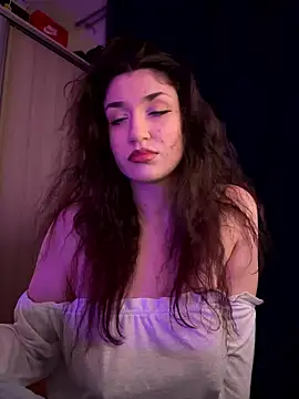 Snapshot of ScarletBloom_ chatting on 11, 1, 2026 ScarletBloom online show from 11, 1, 2026