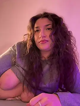 Snapshot of ScarletBloom_ chatting on 1, 3, 2026 ScarletBloom online show from 1, 3, 2026