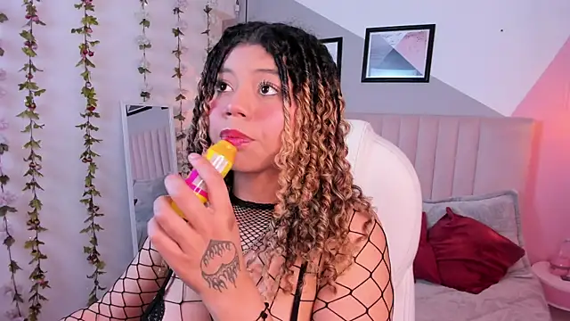 Snapshot of Baby__kitty_ chatting on 10, 11, 2025 Baby kitty online show from 10, 11, 2025