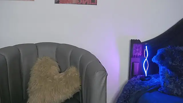 CoralieBronson online show from 14, 2, 2026