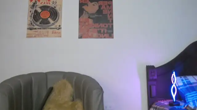 CoralieBronson online show from 26, 2, 2026