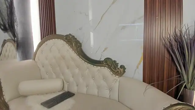 Snapshot of CoralieBronson chatting on 18, 10, 2025 CoralieBronson online show from 18, 10, 2025