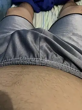 Snapshot of Piter14cm chatting on 10, 11, 2025 Piter14cm online show from 10, 11, 2025