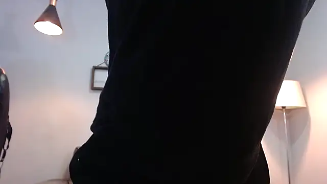 Xfire boy69 online show from 28, 11, 2025