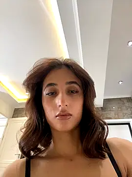 Snapshot of AriaXFlirt chatting on 6, 11, 2025 AriaXFlirt online show from 6, 11, 2025