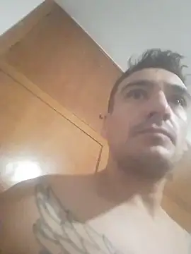 bigandstrong2217 online show from 21, 4, 2026