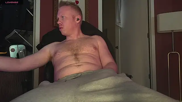 Snapshot of twunkdean chatting on 11, 2, 2026 twunkdean online show from 11, 2, 2026