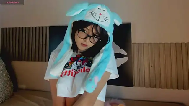 Snapshot of Blue_Sixx chatting on 19, 9, 2025 Blue Sixx online show from 19, 9, 2025