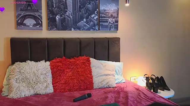 Snapshot of Blue_Sixx chatting on 7, 11, 2025 Blue Sixx online show from 7, 11, 2025