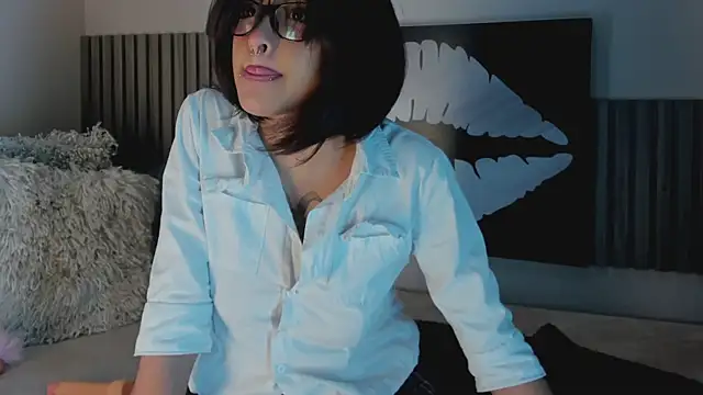 Snapshot of Blue_Sixx chatting on 4, 10, 2025 Blue Sixx online show from 4, 10, 2025