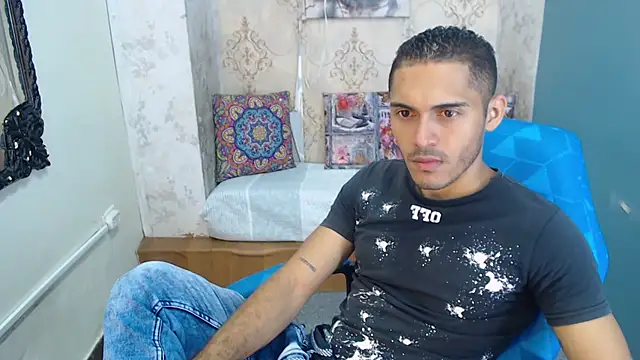 Snapshot of Derek_Storm_ chatting on 20, 11, 2025 Derek Storm online show from 20, 11, 2025