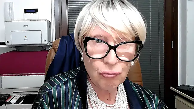 ROBY SWEETHOT online show from 18, 10, 2025