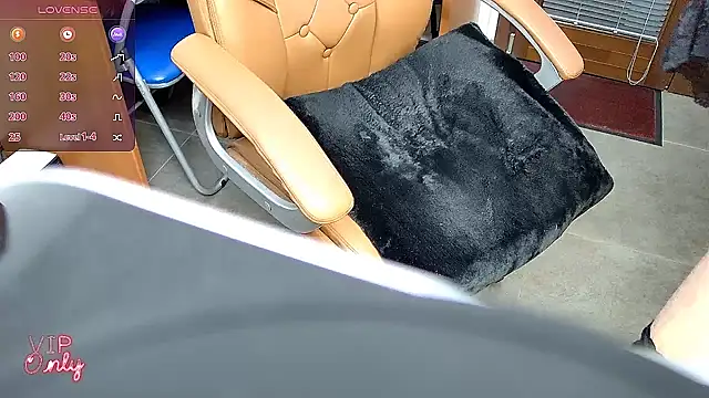 ROBY SWEETHOT online show from 10, 1, 2026