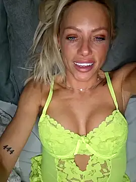 Bellarose xx online show from 5, 2, 2026