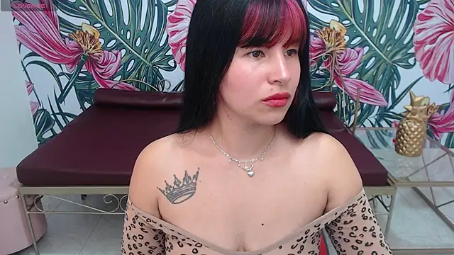 Nina harper  online show from 10, 9, 2025