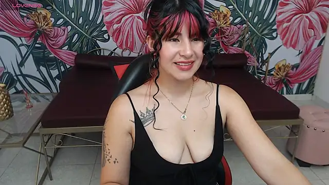 Nina harper  online show from 27, 9, 2025