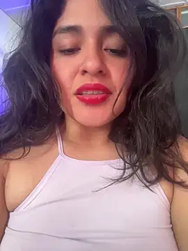 EmilyNoir1 online show from 16, 4, 2026