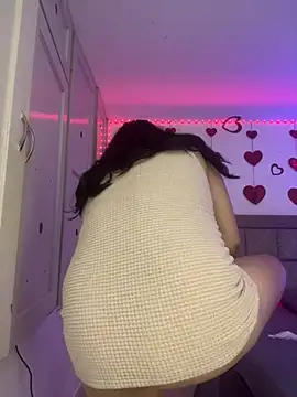 EmilyNoir1 online show from 27, 2, 2026