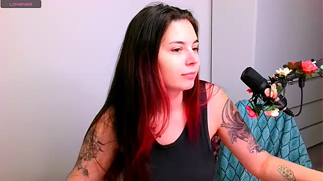 Snapshot of peachyness chatting on 28, 11, 2025 peachyness online show from 28, 11, 2025