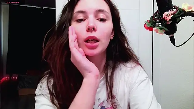 Snapshot of peachyness chatting on 3, 6, 2026 peachyness online show from 3, 6, 2026
