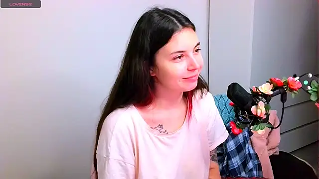 Snapshot of peachyness chatting on 26, 11, 2025 peachyness online show from 26, 11, 2025