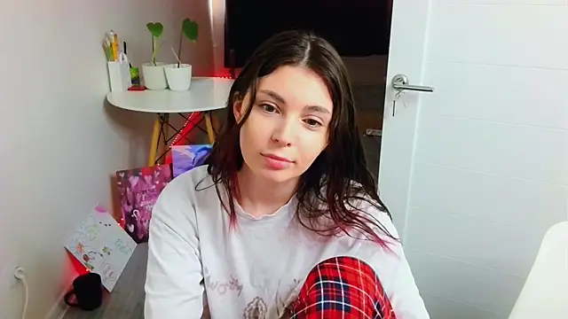 peachyness online show from 16, 7, 2026