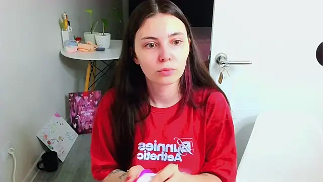 peachyness online show from 26, 7, 2026