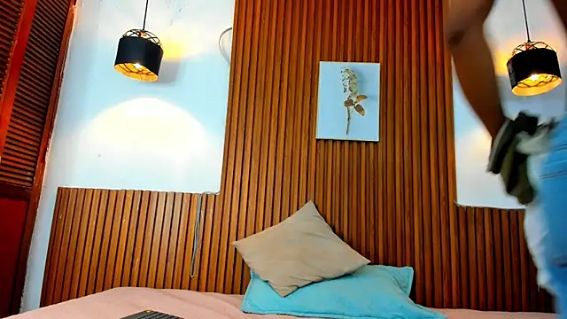 Darwin mayo online show from 1, 11, 2025