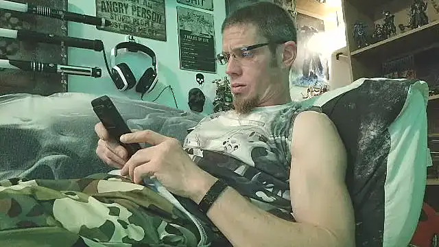 TomXXII online show from 28, 10, 2025