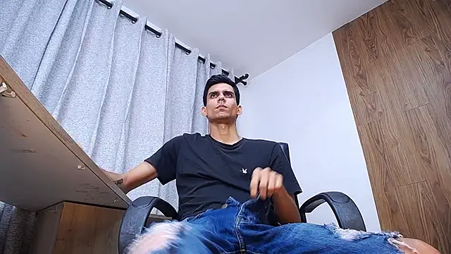 Snapshot of Sebalexis7 chatting on 21, 11, 2025 Sebalexis7 online show from 21, 11, 2025