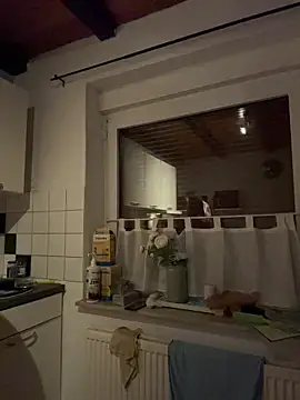 SweetTeenGirl online show from 3, 12, 2025