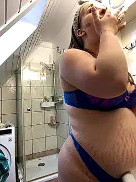 SweetTeenGirl online show from 25, 10, 2025