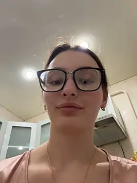 ZariaFlame online show from 9, 3, 2026