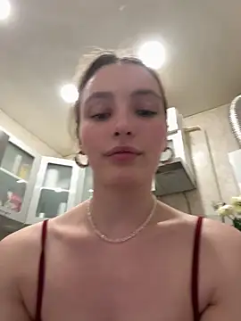 ZariaFlame online show from 22, 4, 2026