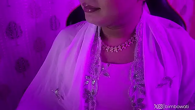 Snapshot of Bimbowati chatting on 3, 4, 2026 Bimbowati online show from 3, 4, 2026